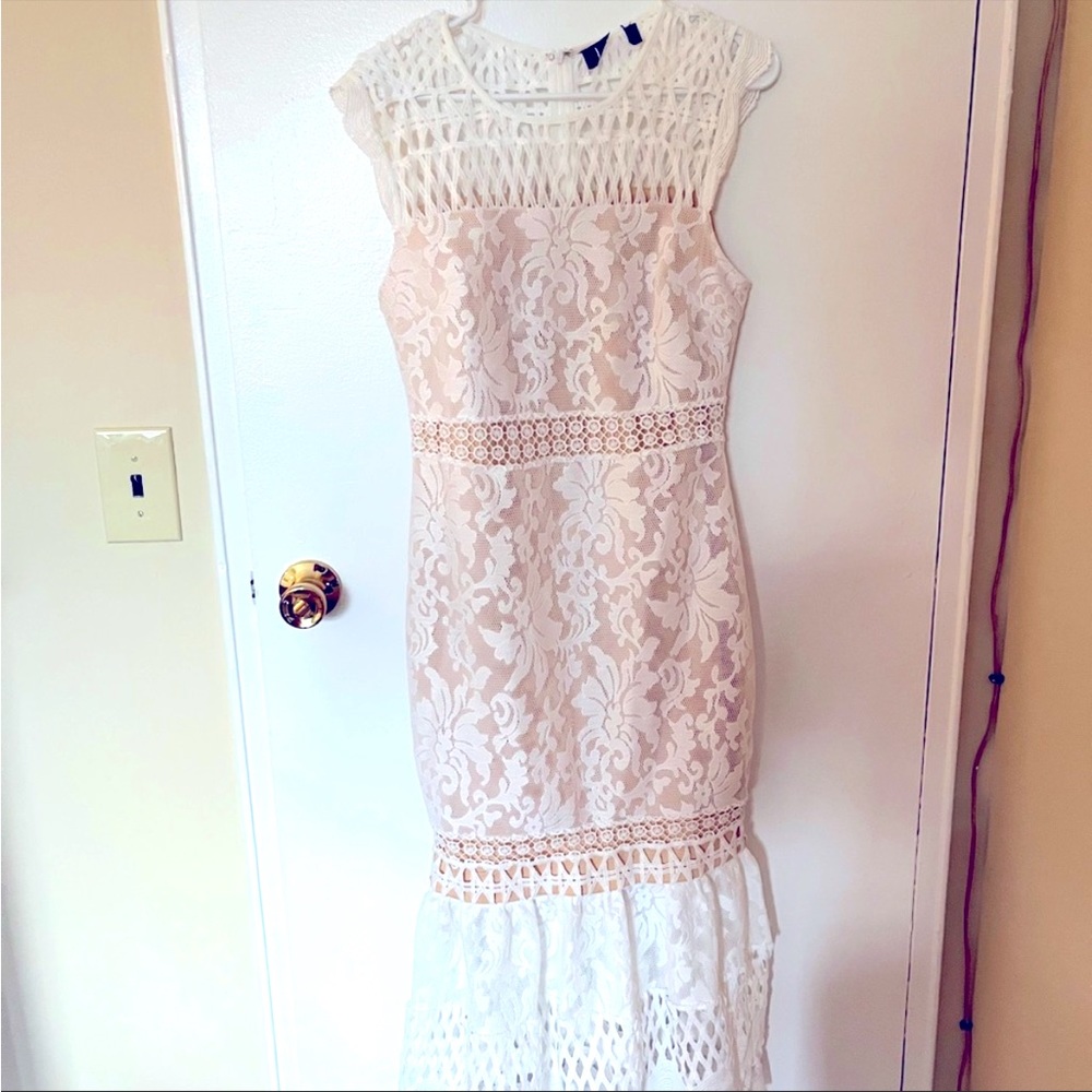 Perfect dress for Bridal Shower or Rehearsal Dinner only worn once